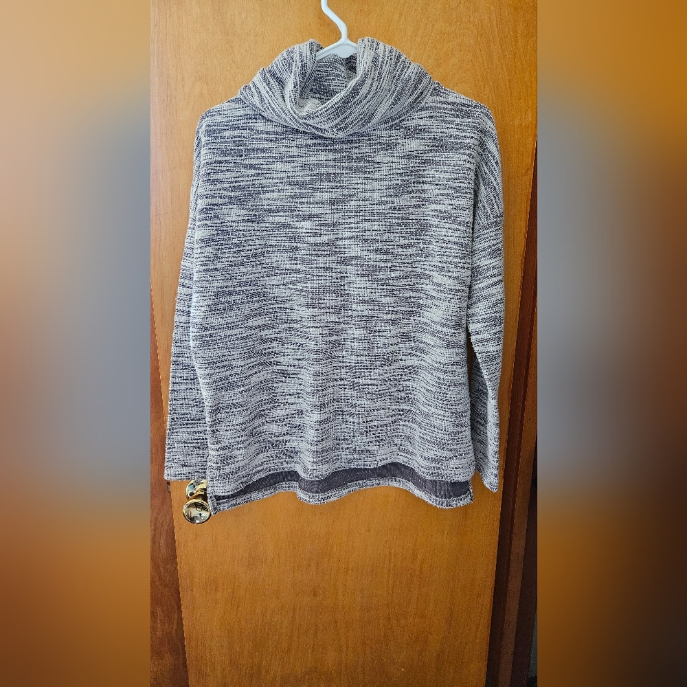 Bobies LA Sweater